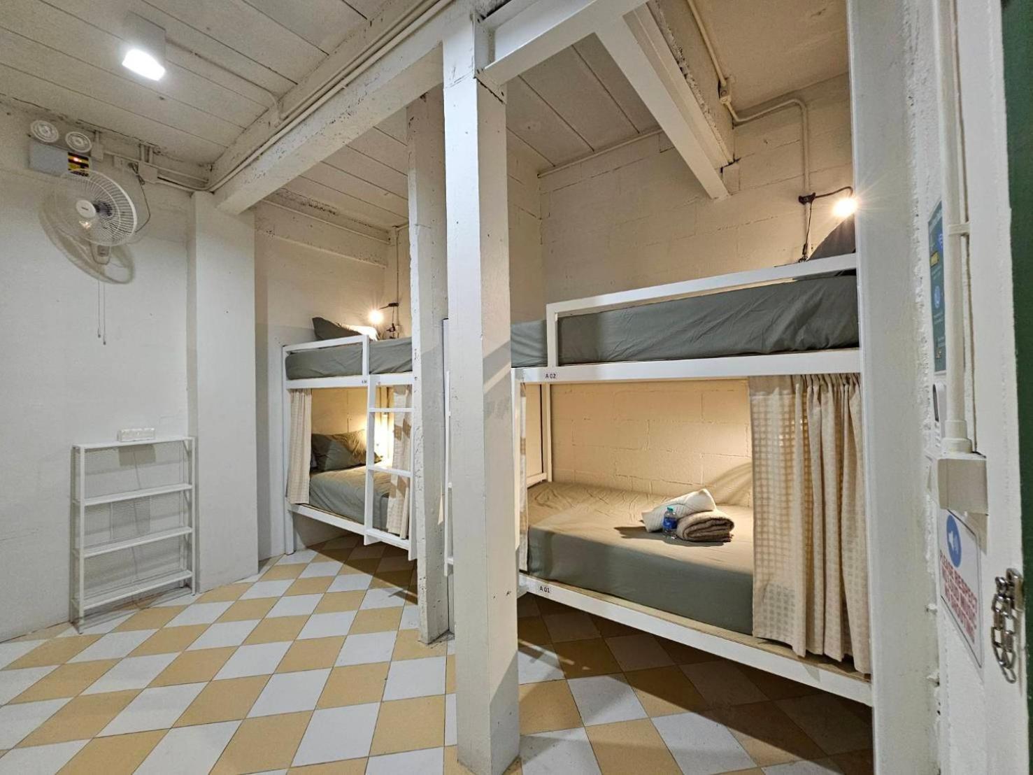 Hao Norn Hostel Thong Sala Esterno foto