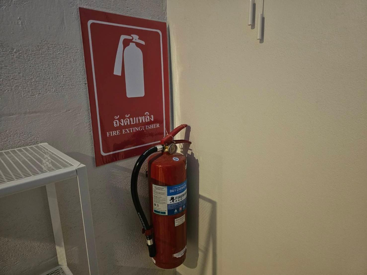 Hao Norn Hostel Thong Sala Esterno foto