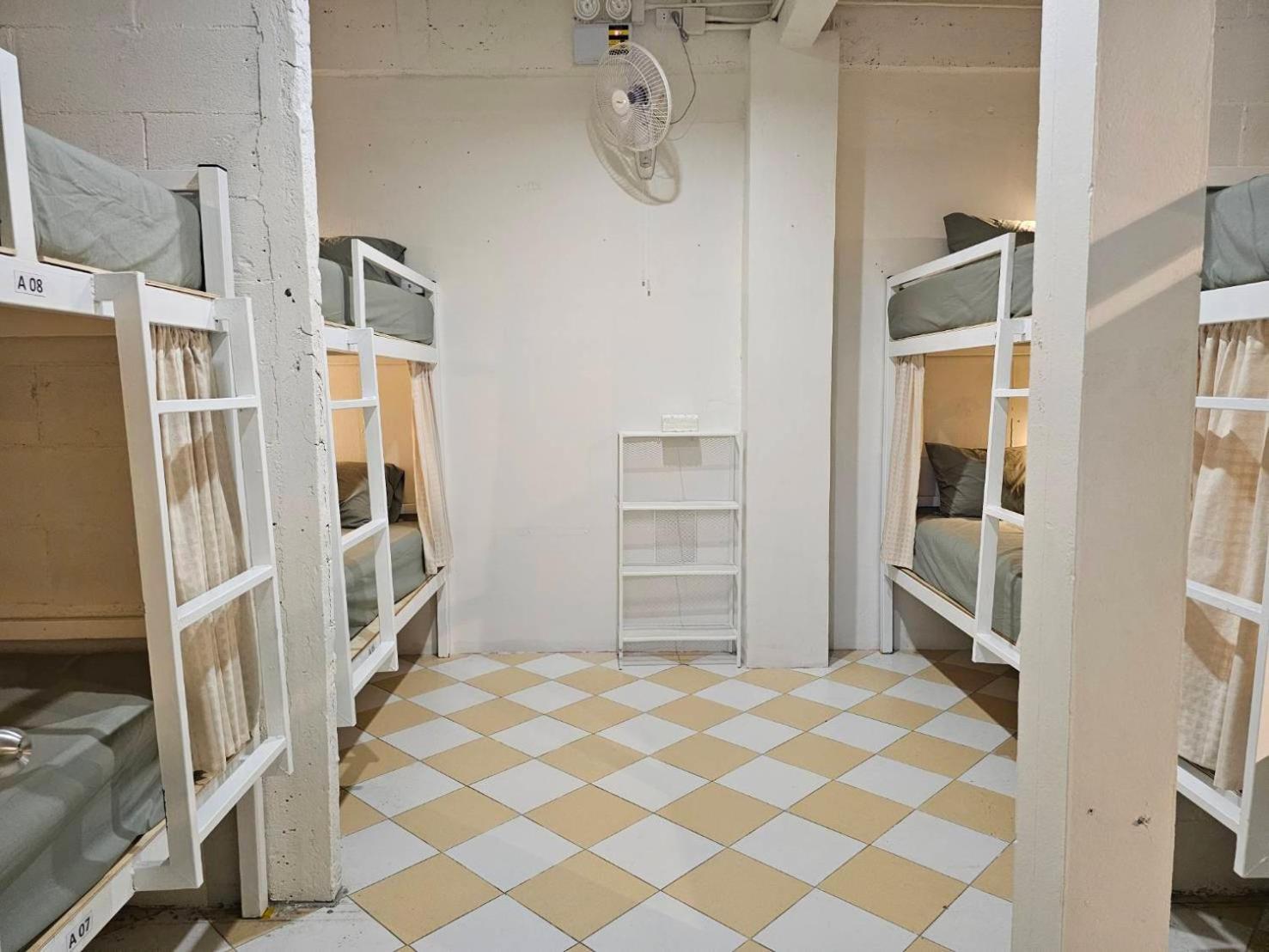 Hao Norn Hostel Thong Sala Esterno foto