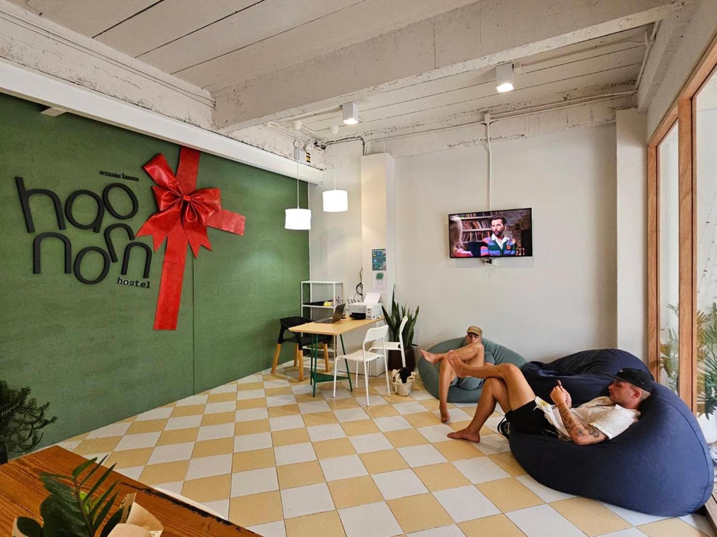 Hao Norn Hostel Thong Sala Esterno foto