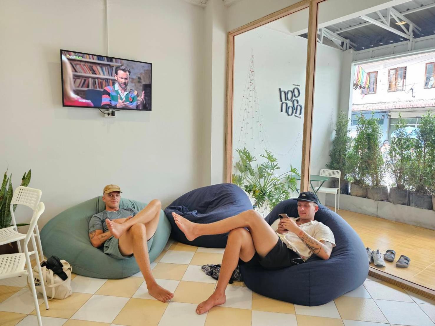 Hao Norn Hostel Thong Sala Esterno foto