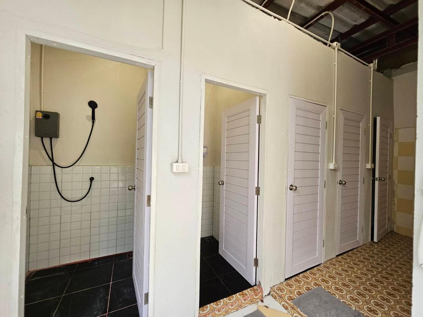 Hao Norn Hostel Thong Sala Esterno foto